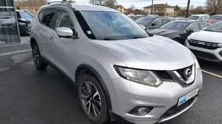 Nissan XTrail  - photo 2