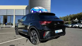 Volkswagen T-Roc  - photo 1