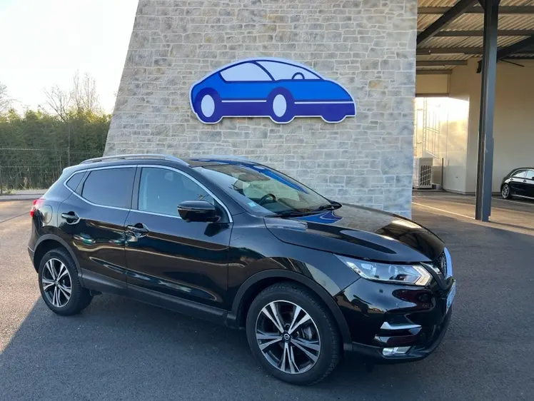 Nissan Qashqai  - 22 990 €