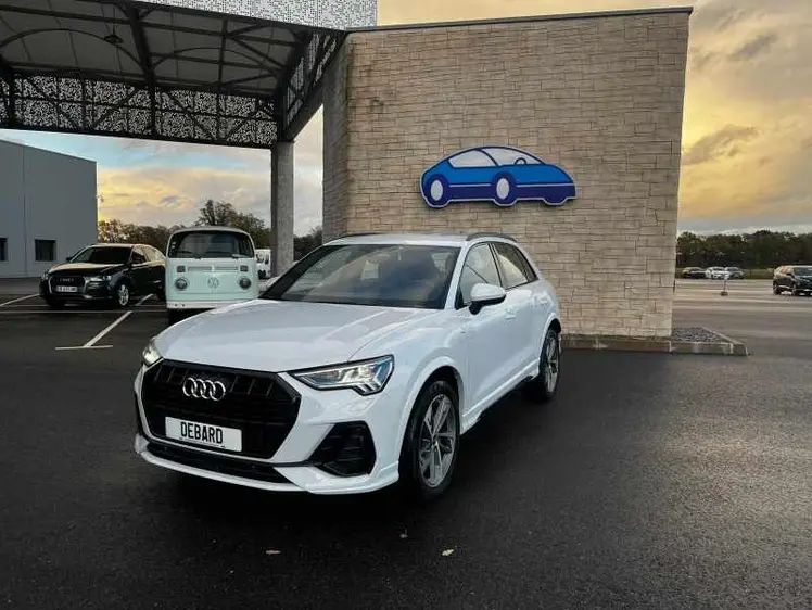 Audi Q3  - S Line - 40 490 €