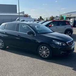 Peugeot 308 II Phase 2 1.5 BLUEHDI 130CH S&S ALLURE PACK M&eacute;rignac