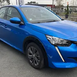 Peugeot 208 E-208 136CH ALLURE M&eacute;rignac