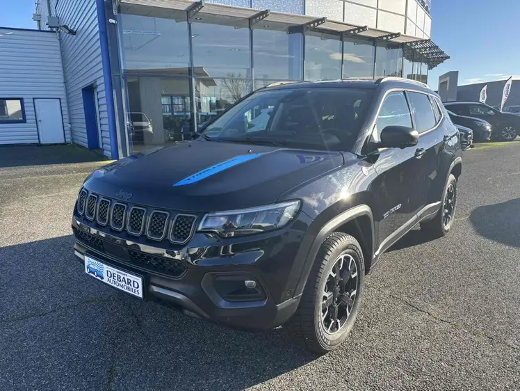 Jeep Compass  - 21 990 €