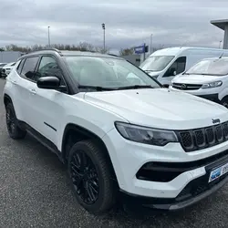 Jeep Compass 1.3 TURBO T4 240CH PHEV 4XE S AT6 EAWD M&eacute;es