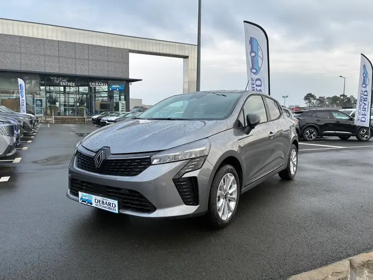 Renault Clio  - 20 690 €