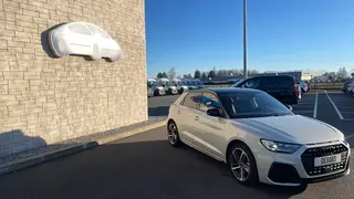 Audi A1 Sportback  - S Line - photo 1