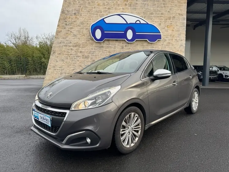 Peugeot 208  - Puretech - 9 990 €