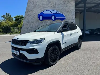 Jeep Compass - 1.3 TURBO T4 240CH PHEV 4XE S AT6 EAWD - 24 990 €