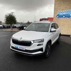 Skoda Karoq 1.5 TSI EVO 2 ACT 150CH SELECTION DSG7 Saint-L&eacute;ger-de-Lini&egrave;res