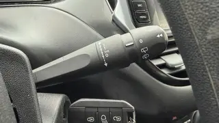 Peugeot 208 societe  - photo 4