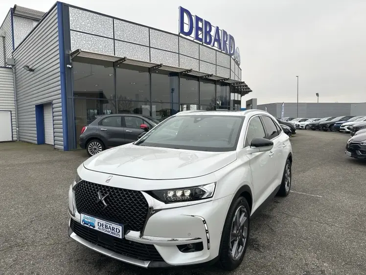 DS DS7 Crossback  - 27 990 €