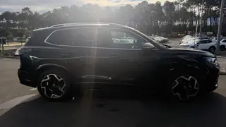 Volkswagen Tiguan  - photo 3