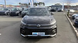 Volkswagen Tiguan  - photo 1