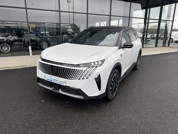 Peugeot 5008  - Gt - 34 975 €