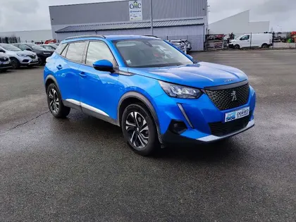 Peugeot 2008 - 1.5 BLUEHDI 130CH S&S ALLURE PACK EAT8 125G - 18 990 €