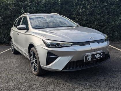 MG MG5 - MG5 Autonomie Etendue 61kWh - 115 kW 2WD Luxury - 26 614 €