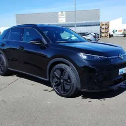 Volkswagen T-Roc 1.5 ETSI 150CH R-LINE DSG7 M&eacute;rignac