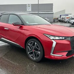 DS DS4 BLUEHDI 130CH PERFORMANCE LINE + AUTOMATIQUE Saint-L&eacute;ger-de-Lini&egrave;res