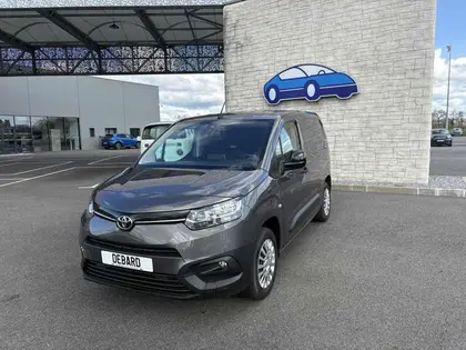 Toyota Proace City - MEDIUM 130 D-4D DYNAMIC BVA MC23 - 21 490 €