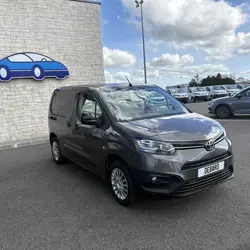 Toyota Proace City MEDIUM 130 D-4D DYNAMIC BVA MC23 Serres-Castet