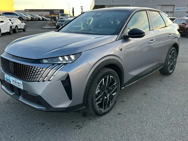 Peugeot 3008  - Gt - 32 990 €