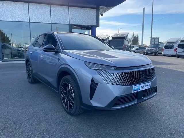 Peugeot 3008  - Gt - 32 990 €