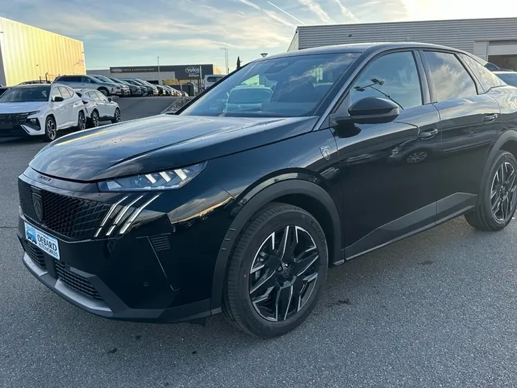Peugeot 3008  - Gt - 32 990 €