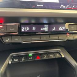 Audi A3 Sportback A3 Sportback 40 TFSI e Hybride rechargeable 204 S tronic 6 S line Tr&eacute;lissac
