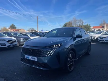 Peugeot 3008 - 1.2 HYBRID 145CH GT E-DCS6 - 32 990 €
