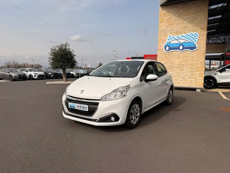 Peugeot 208 societe  - 7 890 €