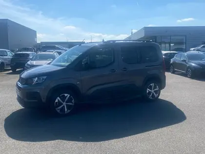 Peugeot Rifter - 1.5 BLUEHDI 130CH S&S STANDARD GT - 18 990 €