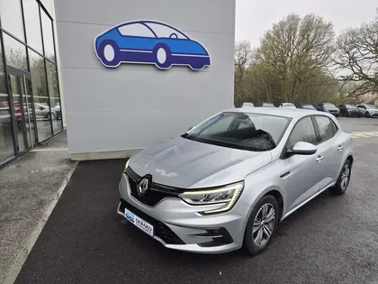 Renault Megane - 1.5 BLUE DCI 115CH EVOLUTION EDC -23 - 17 490 €