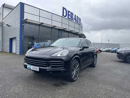 Porsche Cayenne - (9YA) 3.0 V6 462CH E-HYBRID - 76 890 €