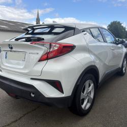 Toyota C-HR 122H DYNAMIC BUSINESS 2WD E-CVT MC19 Carentoir