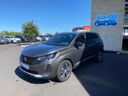 Peugeot 5008 - HYBRID 136CH ALLURE E-DCS6 - 26 990 €