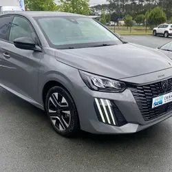 Peugeot 208 1.2 HYBRID 110CH ALLURE E-DCS6 M&eacute;es