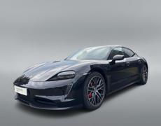 Porsche Taycan Quimper