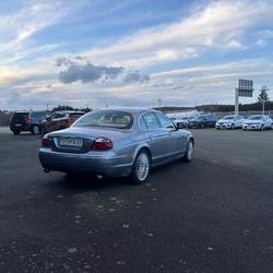 Jaguar S-Type 2.7D BI-TURBO EXECUTIVE BA Laval