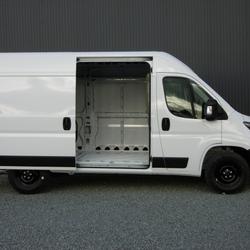 Citroen Jumper 35 L2H2 2.2 BlueHDI 140 EAT8 occasion - Saint-Gor - photo 2/8