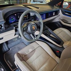 Porsche Macan  La Motte-Servolex