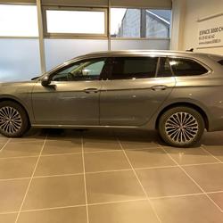 Volkswagen Passat 1.5 eHybrid 204 DSG6 Elegance occasion - Chaumont - photo 2/24