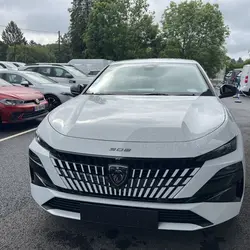 Peugeot 308 III Phase 1 1.5 BLUEHDI 130CH S&S ALLURE EAT8 Saint-Saturnin