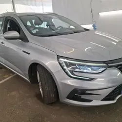 Renault Megane 4 Estate 1.6 E-TECH PLUG-IN 160 CH BUSINESS ? 1&Egrave;RE MAIN ? ENTRETIEN COMPLET ? HYBRIDE REC Carentoir