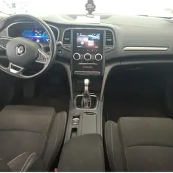Renault Megane 4 Estate 1.6 E-TECH PLUG-IN 160 CH BUSINESS ? 1&Egrave;RE MAIN ? ENTRETIEN COMPLET ? HYBRIDE REC Carentoir
