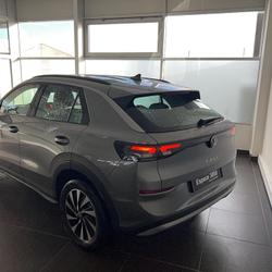 Volkswagen T-Roc T-Roc 1.5 eTSI EVO2 Hybrid 116 ch DSG7 Life Chaumont