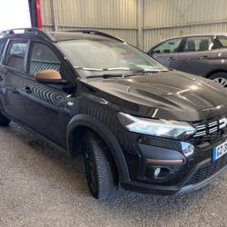 Dacia Jogger 1.6 HYBRID 140CH EXTREME 7 PLACES ? 1&Egrave;RE MAIN ? ENTRETIEN COMPLET Carentoir