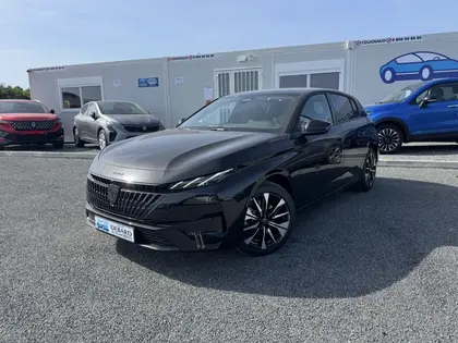 Peugeot 308 III Phase 1 - 1.5 BLUEHDI 130CH S&S ALLURE EAT8 - 26 990 €