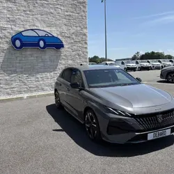 Peugeot 308 III Phase 1 1.5 BLUEHDI 130CH S&S GT EAT8 Serres-Castet