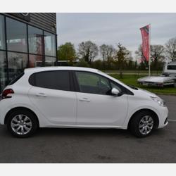 Peugeot 208 1.5 BLUEHDI 100CH S&S ACTIVE 5P EURO6C Laval