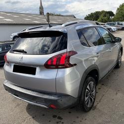 Peugeot 2008 1.5 BLUEHDI 100CH ALLURE ? GPS ? MIRROR SCREEN ? CLIM BI-ZONE Carentoir